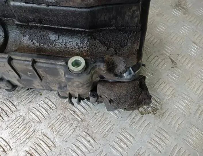 VOLKSWAGEN Golf 6 generation (2008-2015) Резонатор всасывания 03C103502K 27950705