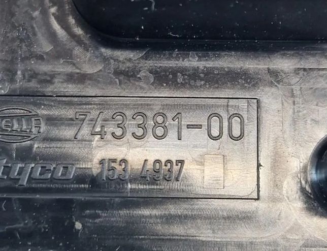 OPEL Astra H (2004-2014) Блок предохранителей 015349211,74338100,13145043 30117497