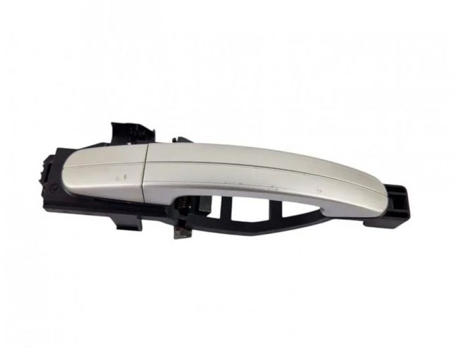 FORD C-Max 1 generation (2003-2010) Pravé predné dvere vonkajšia kľučka 3M51R22404A,3M51R224A36AD 30445885