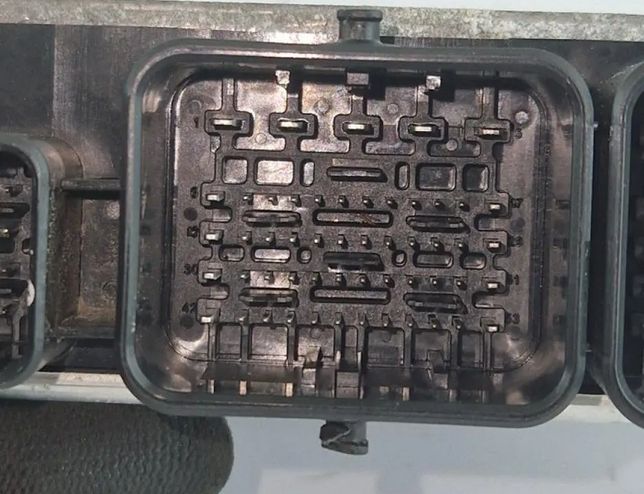 PEUGEOT 208 Peugeot 208 (2012-2015) Riadiaca jednotka motora 9811545080,V29059263A,HW9800913080 31646257