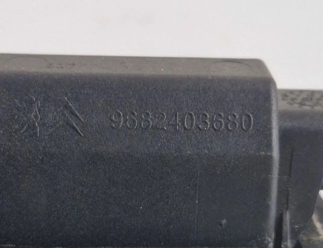 PEUGEOT 208 Peugeot 208 (2012-2015) Освещение номерного знака 9682403680 31882858