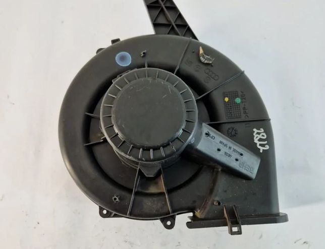 SKODA Fabia 1 generation  (2004-2007) Нагревательный вентиляторный моторчик салона 6Q1820015 32572917