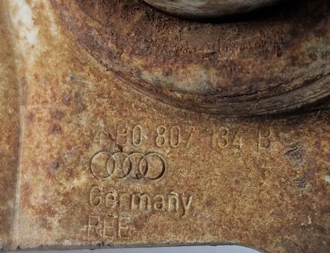 AUDI A6 C5/4B (1997-2004) Другие кузовные детали 4B0807134B 32781356
