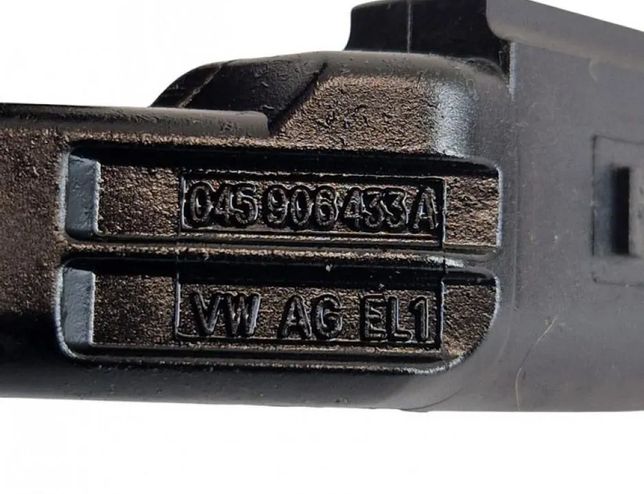VOLKSWAGEN Golf 5 generation (2003-2009) Датчик положения коленчатого вала 030103173,045906433A 33085362