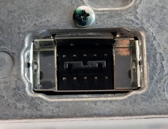 AUDI A4 allroad B8 (2009-2015) Hudobný prehrávač bez GPS 8T1035186C 33093015