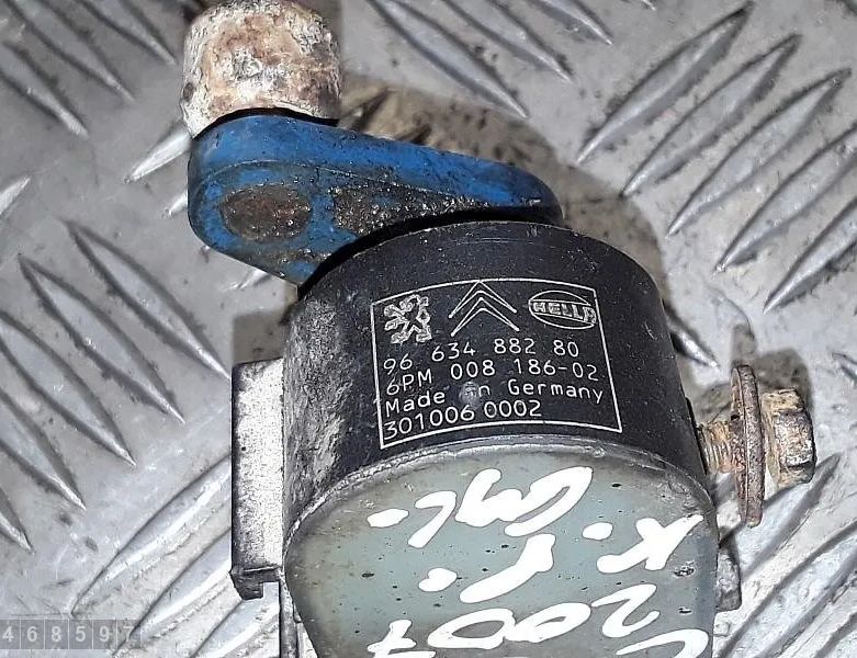 CITROËN C6 1 generation (2004-2012) Pravý zadný senzor výšky 9663488280 28635045