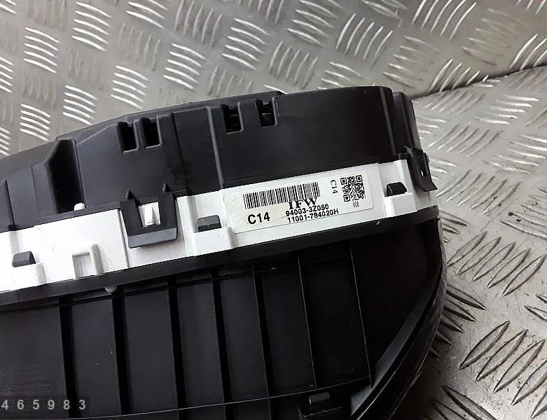 HYUNDAI i40 VF (1 generation) (2011-2020) Speedometer 940033z050 28636655