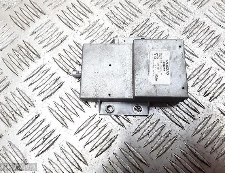 VOLVO V50 1 generation (2003-2012) Navigačná ovládacia jednotka 30679781 28650595