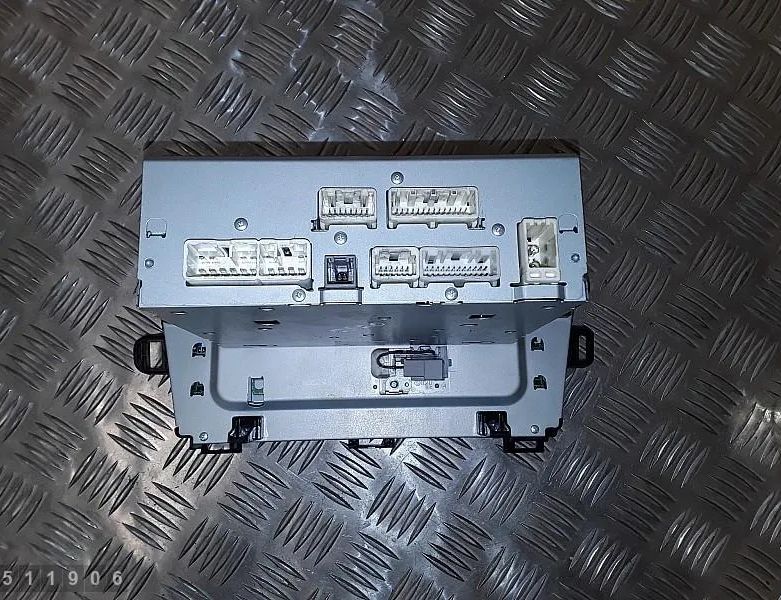 MERCEDES-BENZ G-Class W463 (1990-2024) Navigation System 8614047080 33046093
