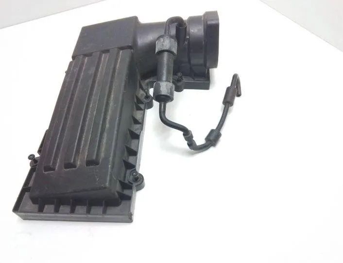 SKODA Octavia 2 generation (2004-2013) Корпус воздушного фильтра 1k0129620e 20520207