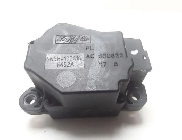 VOLVO V50 1 generation (2003-2012) Interior Heater Flap Motor Actuator 4N5H19E616AC,6652A 20532839