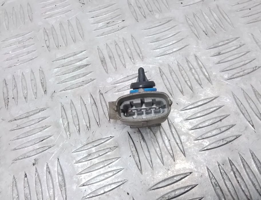 VOLVO V50 1 generation (2003-2012) Fuel pressure sensor 31272732 26909506