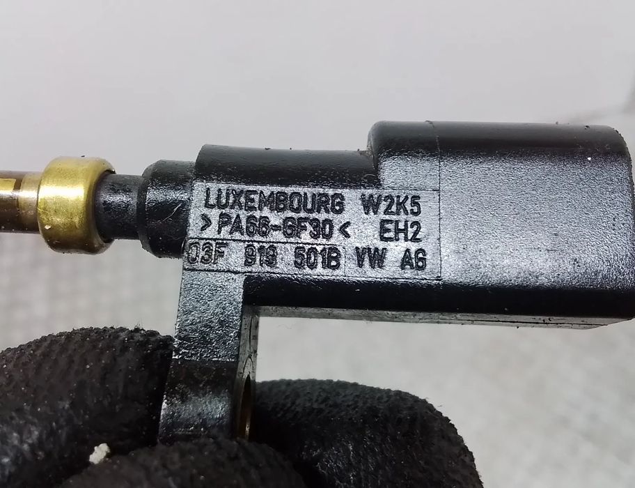 VOLKSWAGEN Jetta 7 generation (2018-2024) Датчик температуры охлаждающей жидкости 03F919501B 28311752