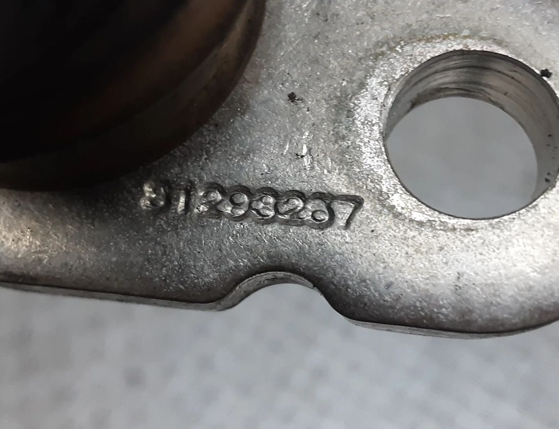 VOLVO V50 1 generation (2003-2012) EGR rúra 31293237 31953193