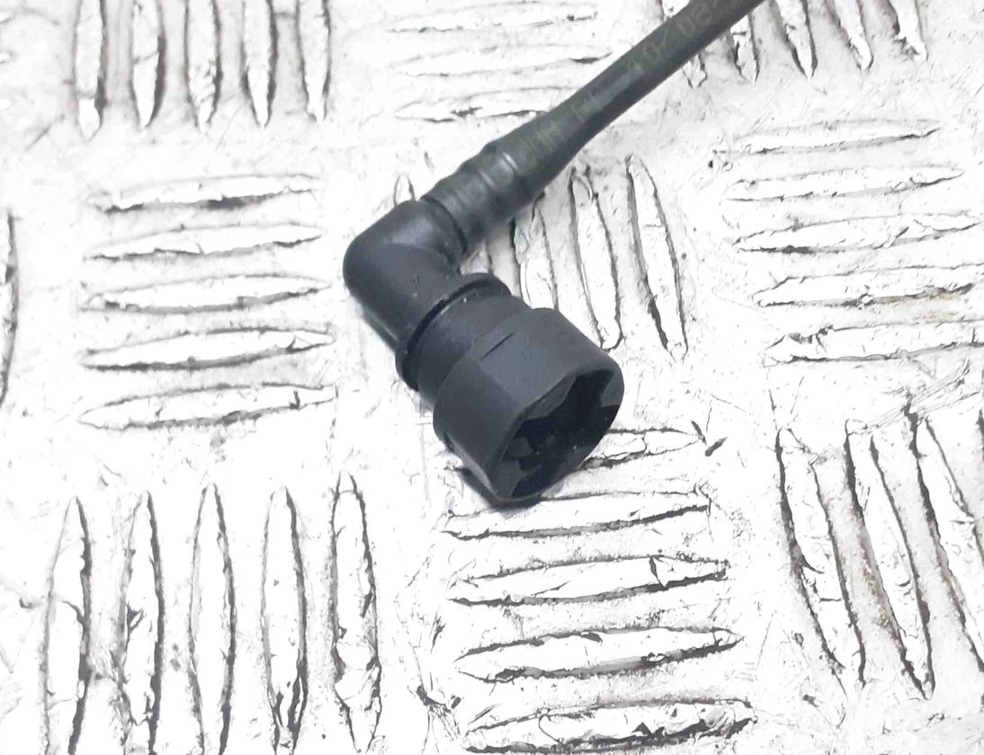 VOLVO XC60 1 generation (2008-2017) Chladiace hadice 8G918K012CE 32550708