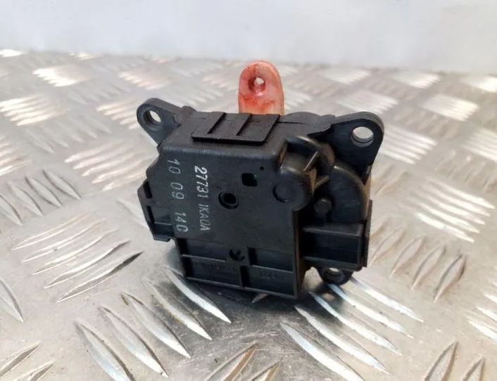 NISSAN Juke YF15 (2010-2020) Клапаны управления внутренним подогревом 277311KA0A 25129904