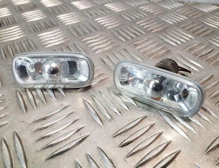 AUDI A6 C5/4B (1997-2004) Front Left Fender Turn Signal 8E0949127 25131178