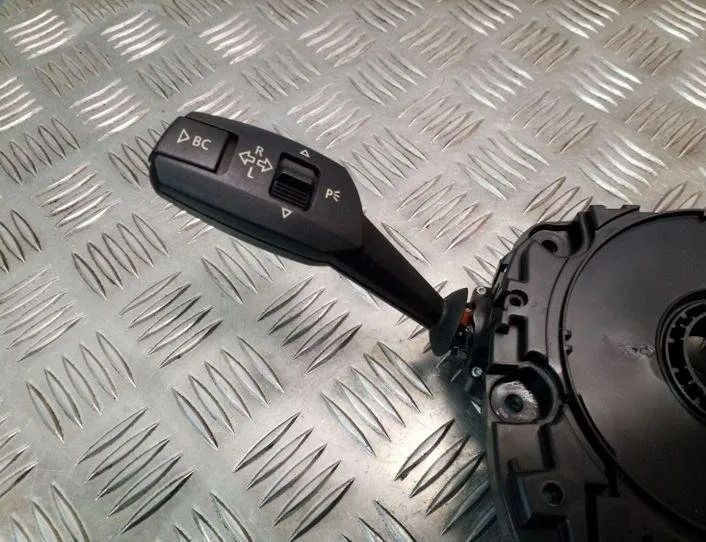 BMW 1 Series E81/E82/E87/E88 (2004-2013) Indicator Wiper Stalk Switch 01208196,01108170 25133651