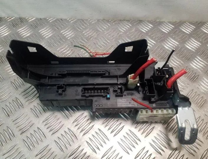 MERCEDES-BENZ E-Class W212/S212/C207/A207 (2009-2016) Fuse box 168298,1670660 25133986