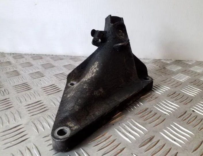 BMW 7 Series E65/E66 (2001-2008) Задняя скоба двигателя 6770005 25137571