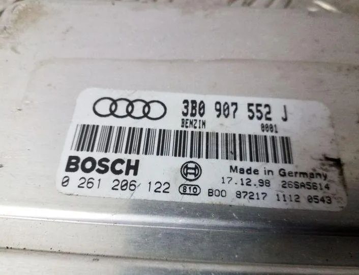 AUDI A4 B5/8D (1994-2001) Engine Control Unit ECU 3B0907552J,0261206122 25138560