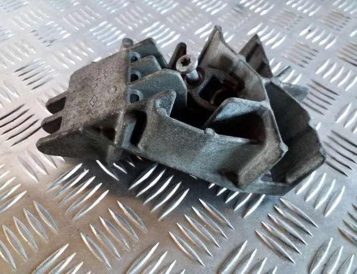 NISSAN Juke YF15 (2010-2020) Кронштейн двигателя правой стороны 8200771226 25144218