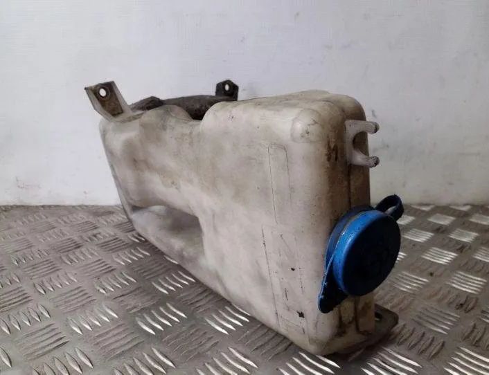 AUDI A6 C4/4A (1994-1997) Nádrž na ostrekovač okien 4A0955453B 25147340