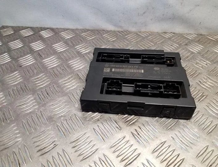 AUDI Q5 8R (2008-2017) Komfortná ovládacia jednotka 8K0907064FE 25150423