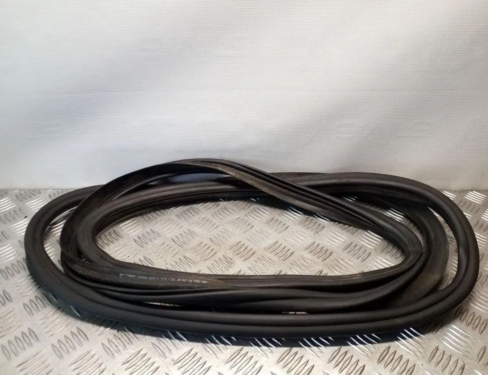 AUDI A5 8T (2007-2016) Резиновый уплотнитель крышки багажника 8T8827705A 32151266