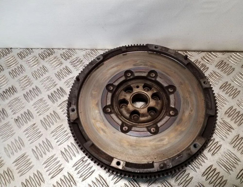 VOLKSWAGEN Passat B7 (2010-2015) Распределитель промежуточная шестерня 03L105266CC 32152066