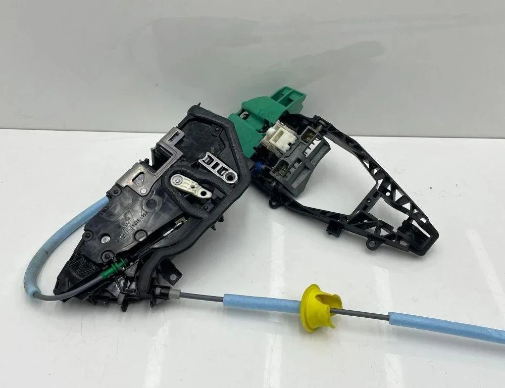 BMW 1 Series F40 (2019-2024) Front Right Door Lock 7445041 31523193