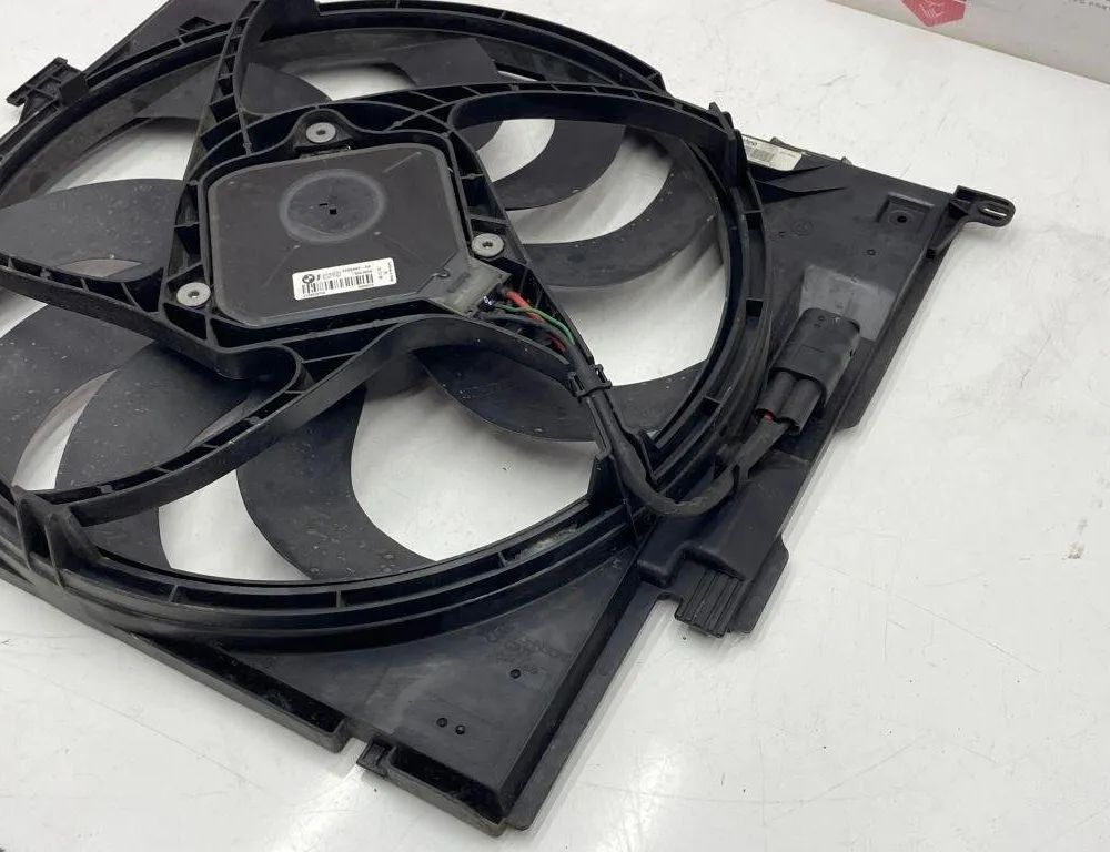 BMW 3 Series F30/F31 (2011-2020) Engine Cooling Fan Radiator 7608407 31523453