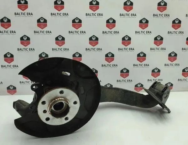 BMW 2 Series Active Tourer F45 (2014-2018) Zadný ľavý náboj kolesa 6851580 31523743