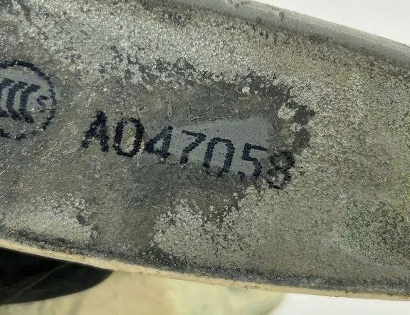 MERCEDES-BENZ E-Class W211/S211 (2002-2009) Front Right Door Hinge A047058 31524722