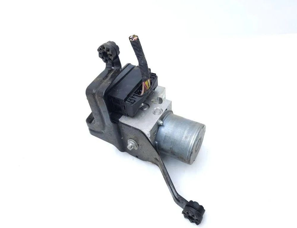 BMW X5 F15 (2013-2018) ABS čerpadlo 6856841 31526704