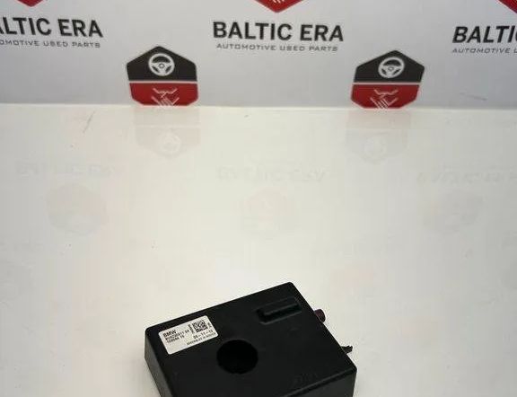 BMW 3 Series F30/F31 (2011-2020) Bootlid Antenna Amplifier 9230911 31527011