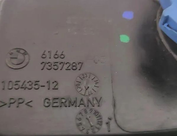 BMW 5 Series G30/G31 (2016-2023) Window Washer Tank 6166,7357287 31529131