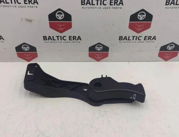 BMW 4 Series F32/F33/F36 (2013-2020) Rukoväť na uvoľnenie kapoty 7309606 31530483