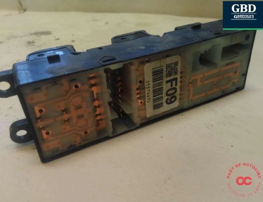 SUBARU Forester SH (2007-2013) Front Left Door Window Switch 83071fg090 30875488