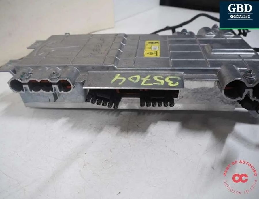 TESLA Model S 1 generation (2012-2024) LED Lights Control Unit 1021154-00-g 30878251