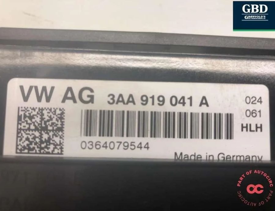 VOLKSWAGEN Transporter T5 (2003-2015) Menič 3aa919041a 30884053