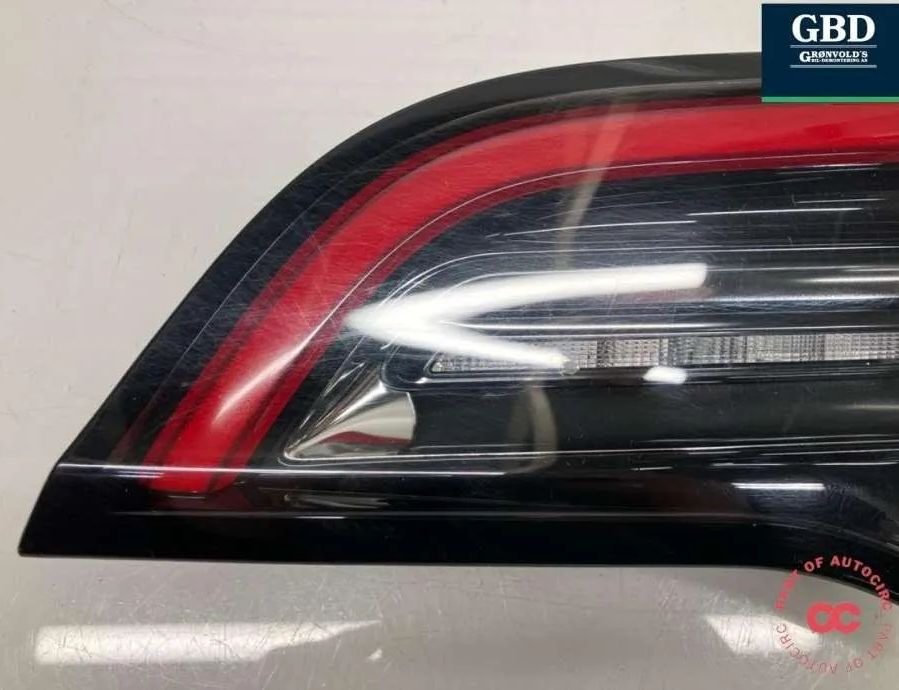 TESLA Model Y 1 generation (2020-2024) Фонарь крышки багажника левый 1502089-00-b 31710795
