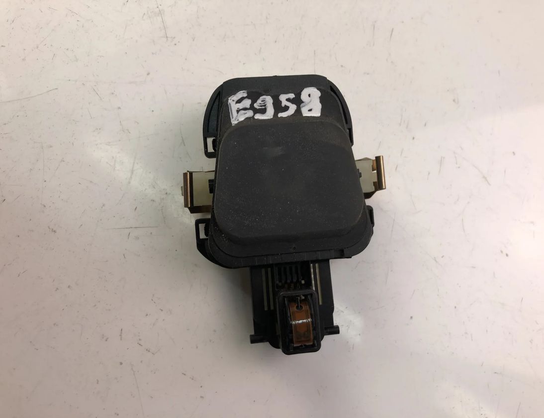 MERCEDES-BENZ C-Class W205/S205/C205 (2014-2023) Блок управления 10136519-00 13988751