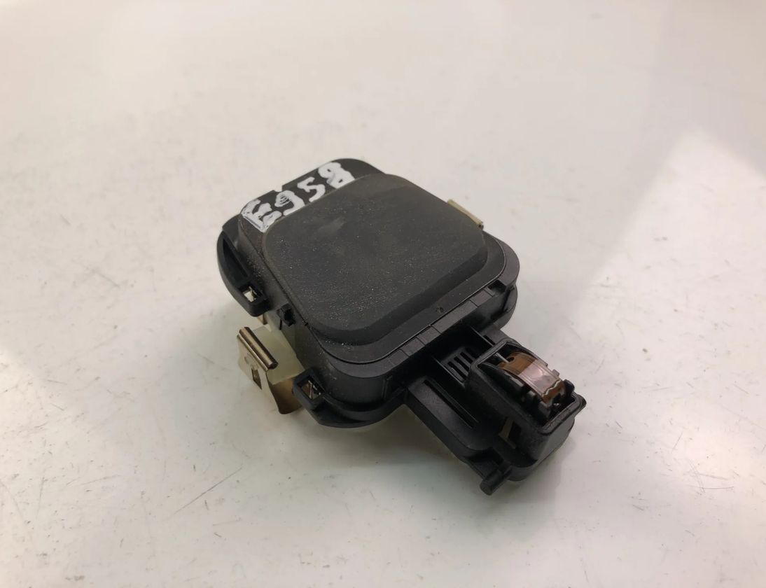 MERCEDES-BENZ C-Class W205/S205/C205 (2014-2023) Блок управления 10136519-00 13988751