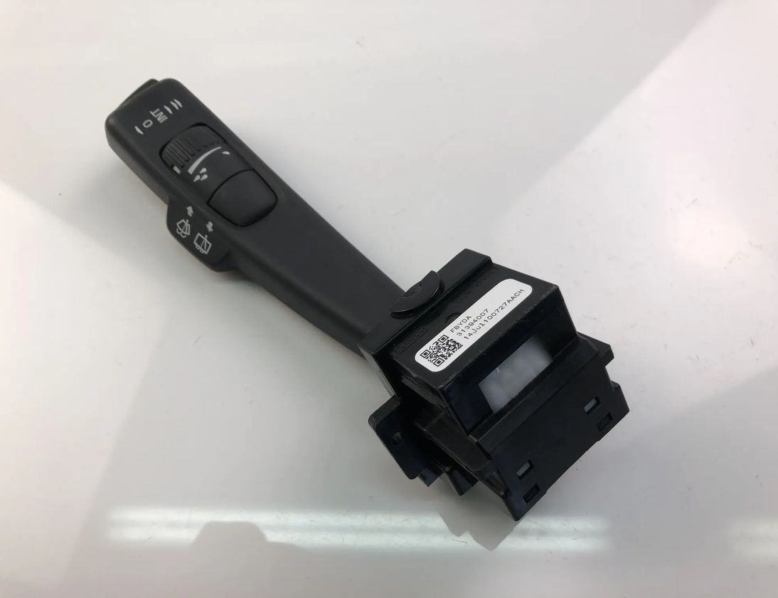 VOLVO V40 2 generation (2012-2020) Подрулевой переключатель 31394007 14460973