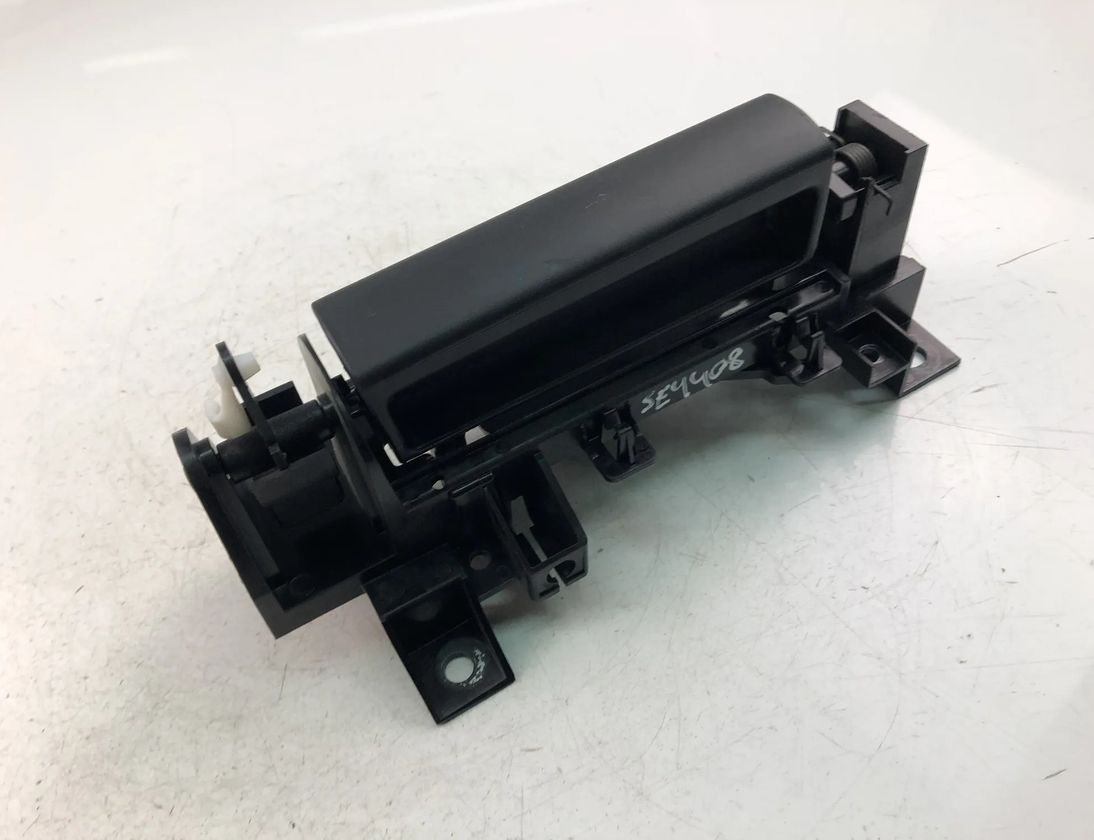 LANCIA Thema 2 generation (2011-2014) Front Left Door Exterior Handle K1AE311X9AC 17428111