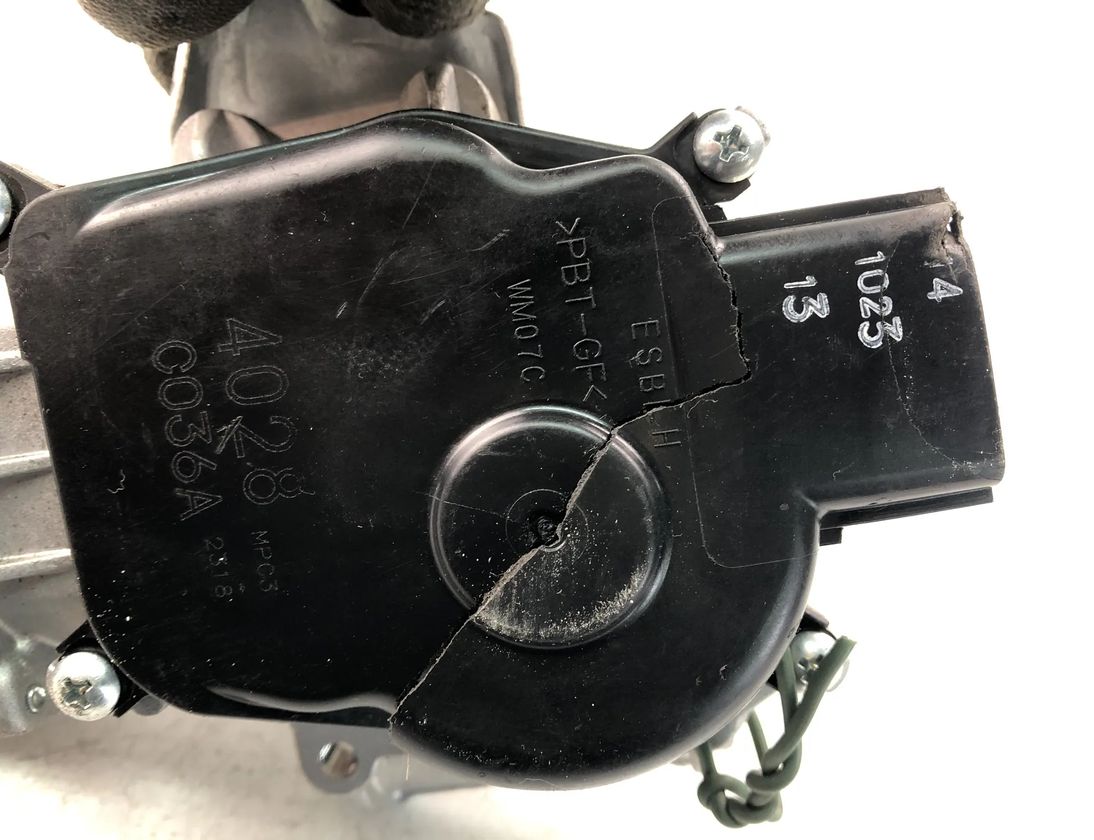 RENAULT Captur 1 generation (2013-2019) Wiper motor 288008337R 17540657