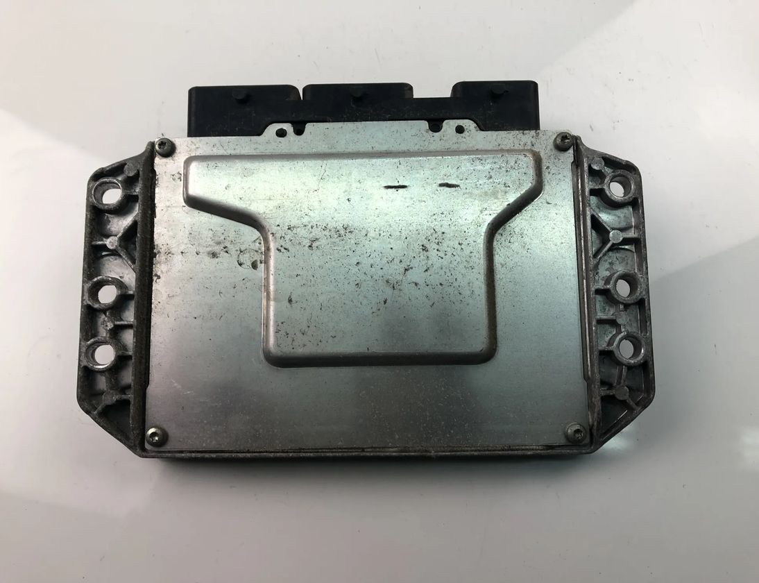 RENAULT Clio 4 generation (2012-2020) Riadiaca jednotka motora 237102885R,237102071R 17641250