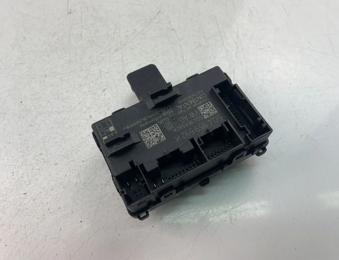 VOLKSWAGEN T-Roc 1 generation (2017-2024) Control Unit 5Q4959592K 18805100