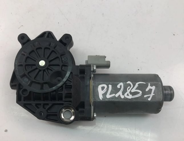 OPEL Zafira A (1999-2003) Маторчик стеклоподъемника передней правой двери 0130821763 20572155